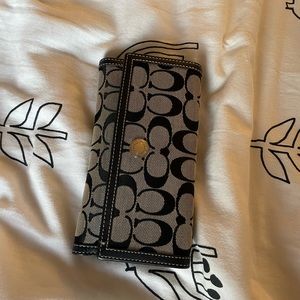 Coach Button shut Wallet Gray Black